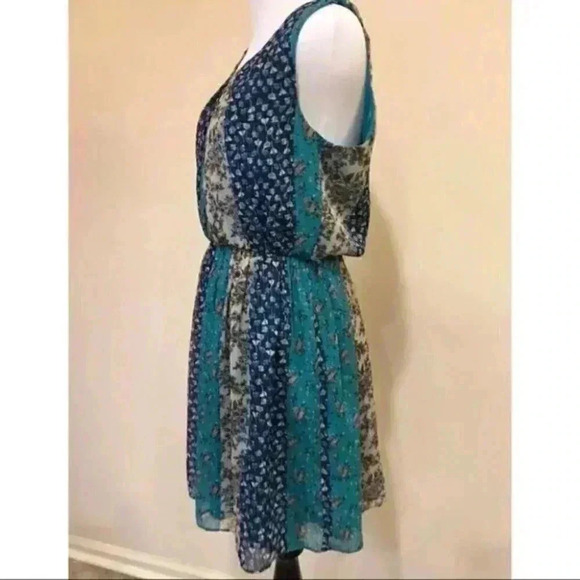 By And By Dress Size Medium Floral Mixed Media - Picture 5 of 9